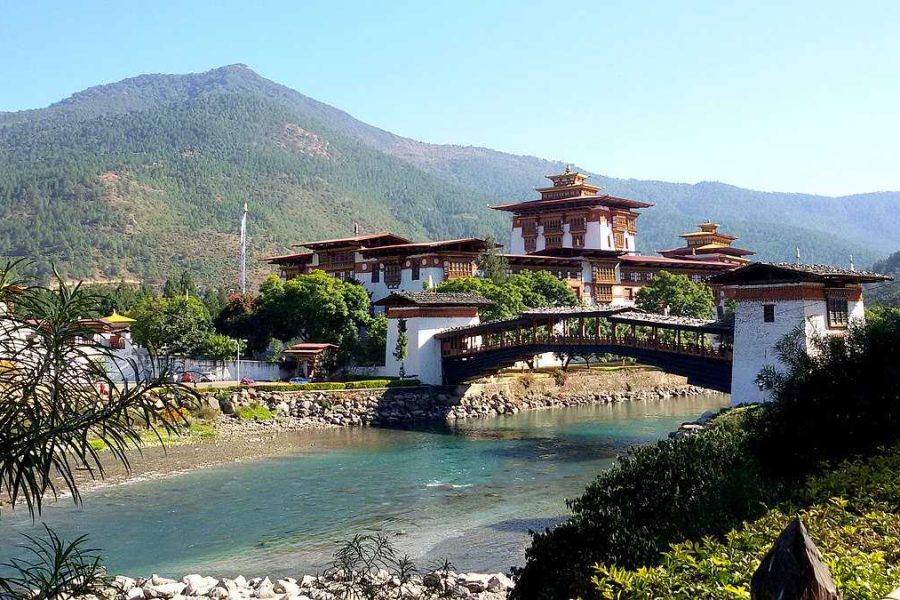 1200px-Bhutan_wonders_20200107142934